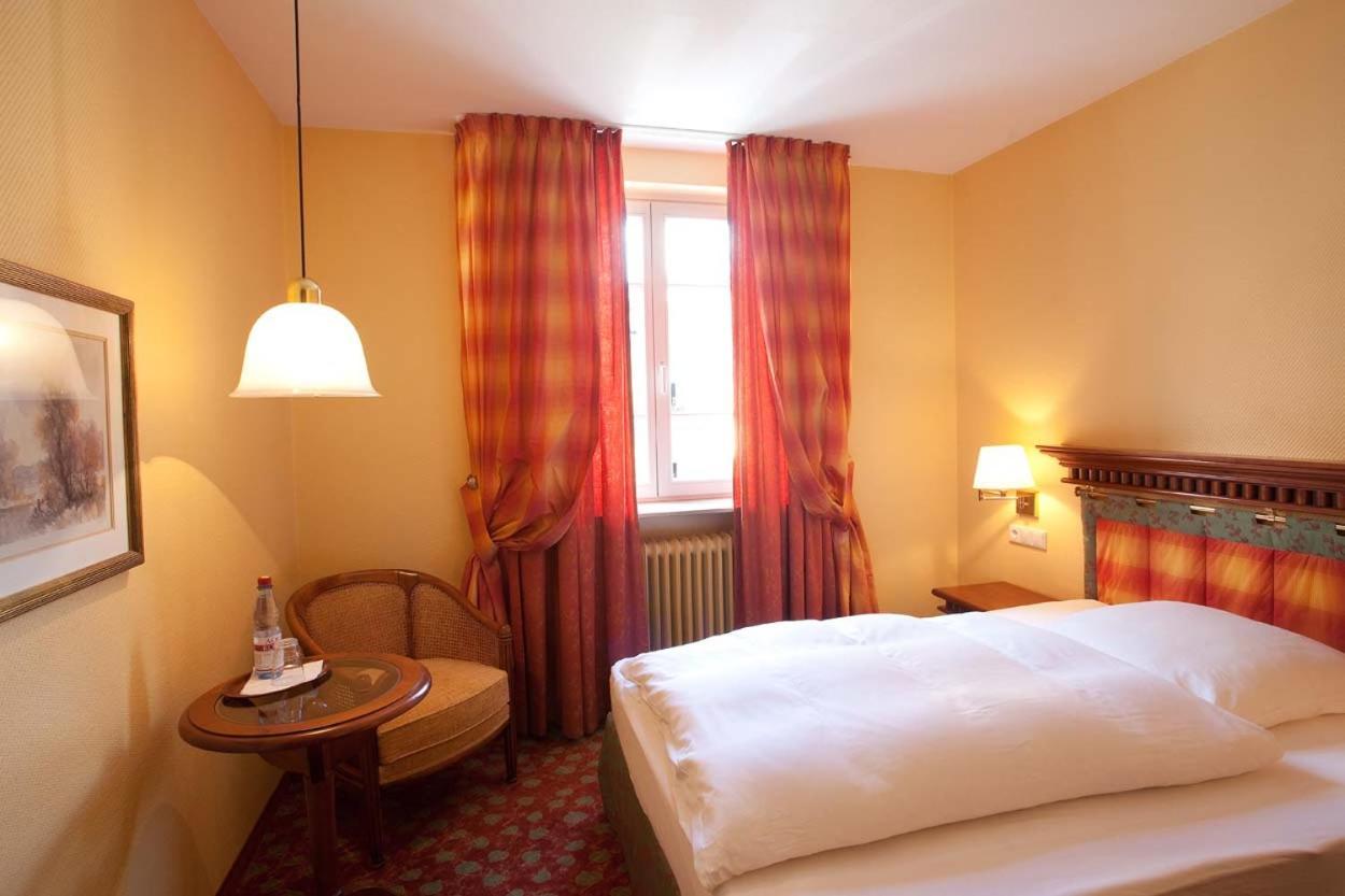 Hotel Karpfen Ебербах Екстериор снимка